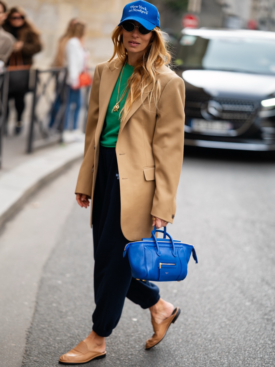 Athflow高饱和混搭｜西装与运动裤的都市时髦