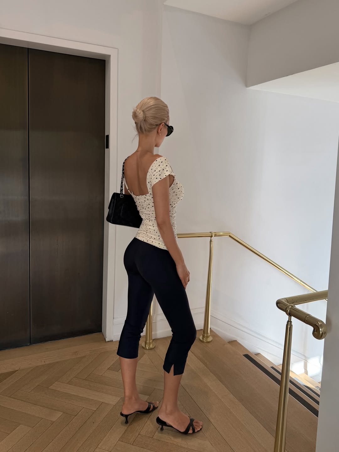 波点与露背的优雅博弈