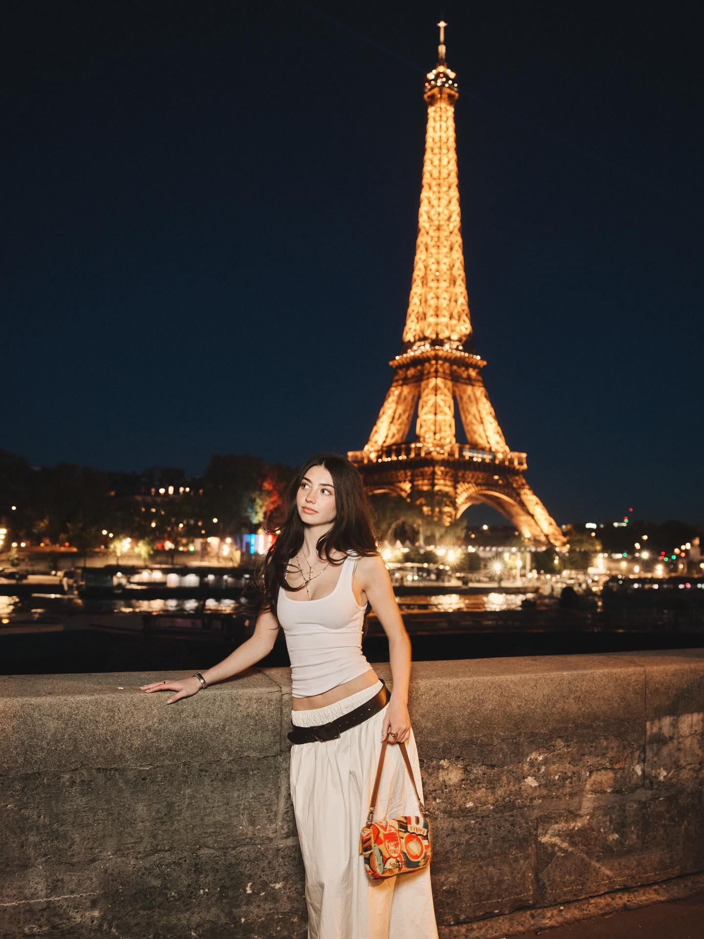 街拍时尚：elizabrowne__1777122600_388310...