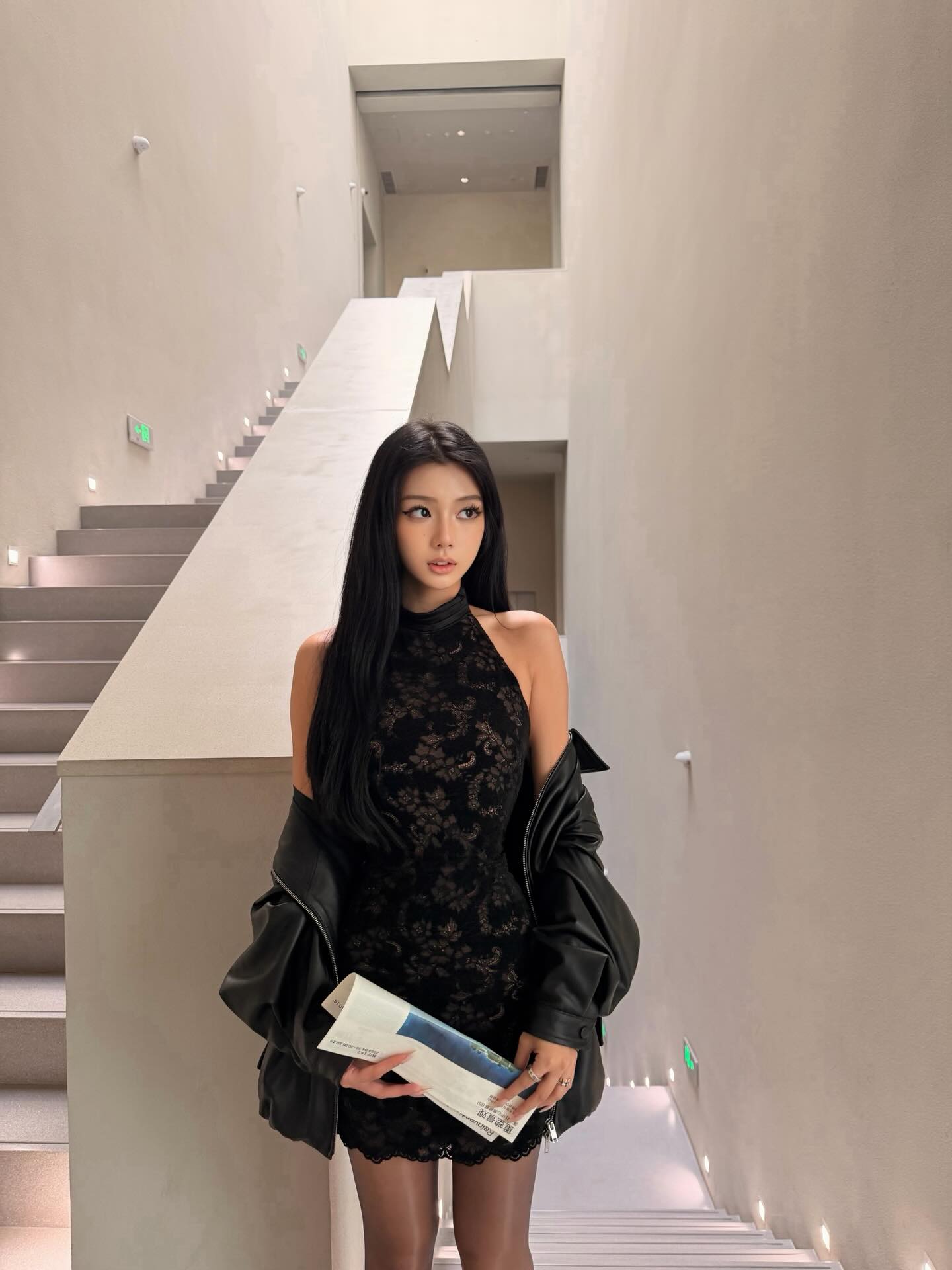 街拍时尚：zigechez_1777113688_3883032656...