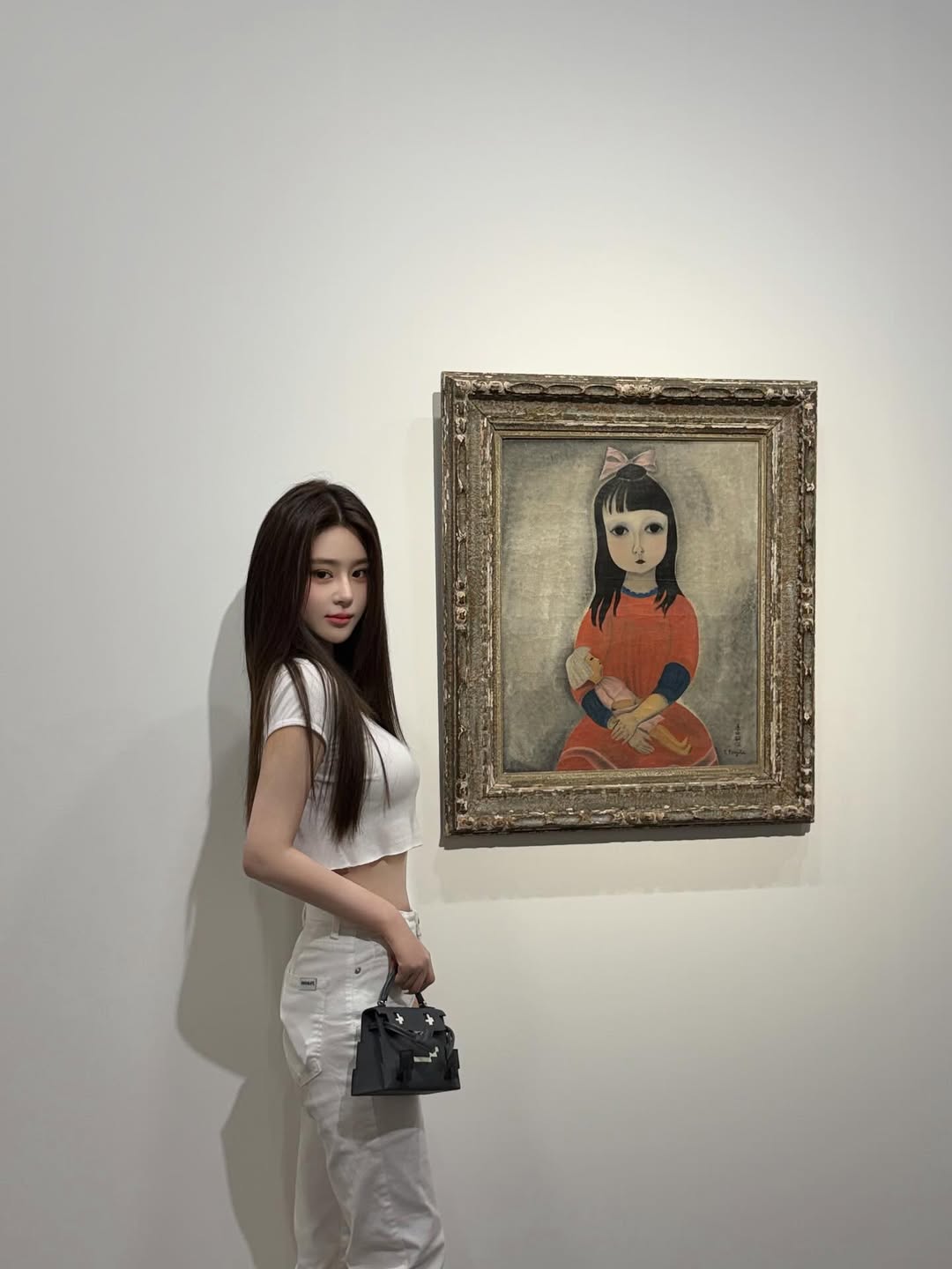 绝了！@josiyii穿时尚穿搭，这身材我馋了……