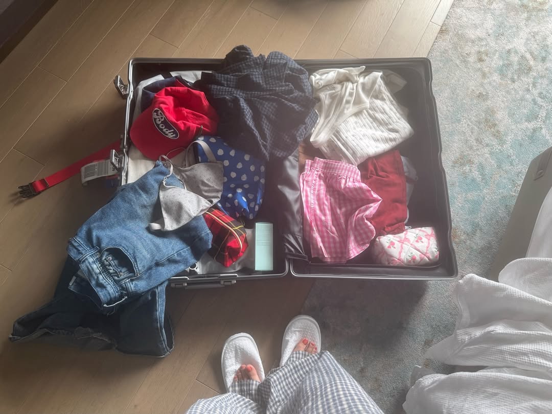 时尚穿搭街拍Look，女人味绝了！