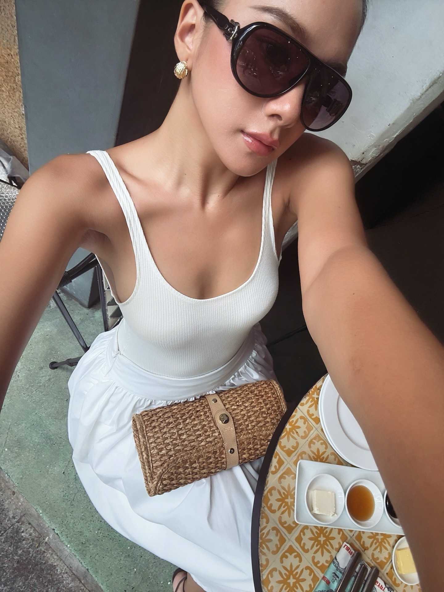 __thuynguyen全白背心阔腿裤极简度假风