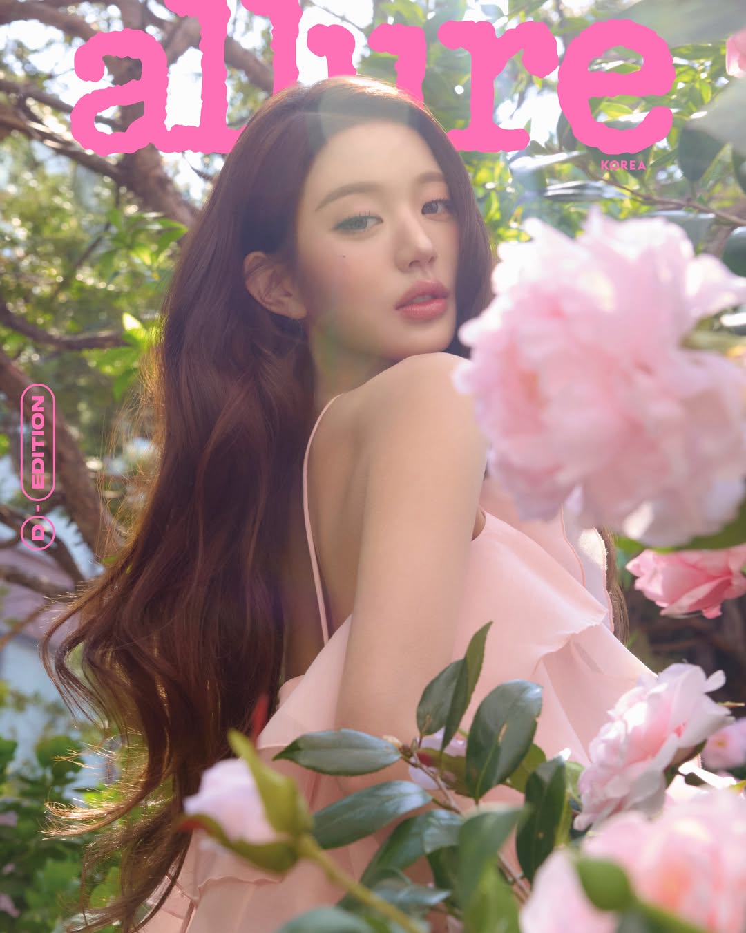 张元英粉色纱裙花丛大片，浪漫仙女风画报感-街拍look