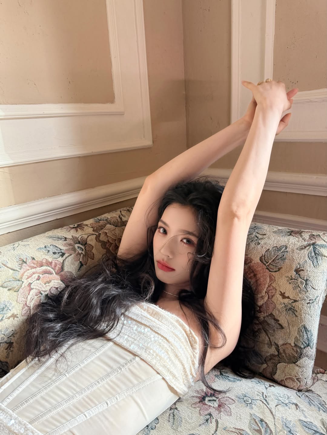 林允日常穿搭，清新少女感满满