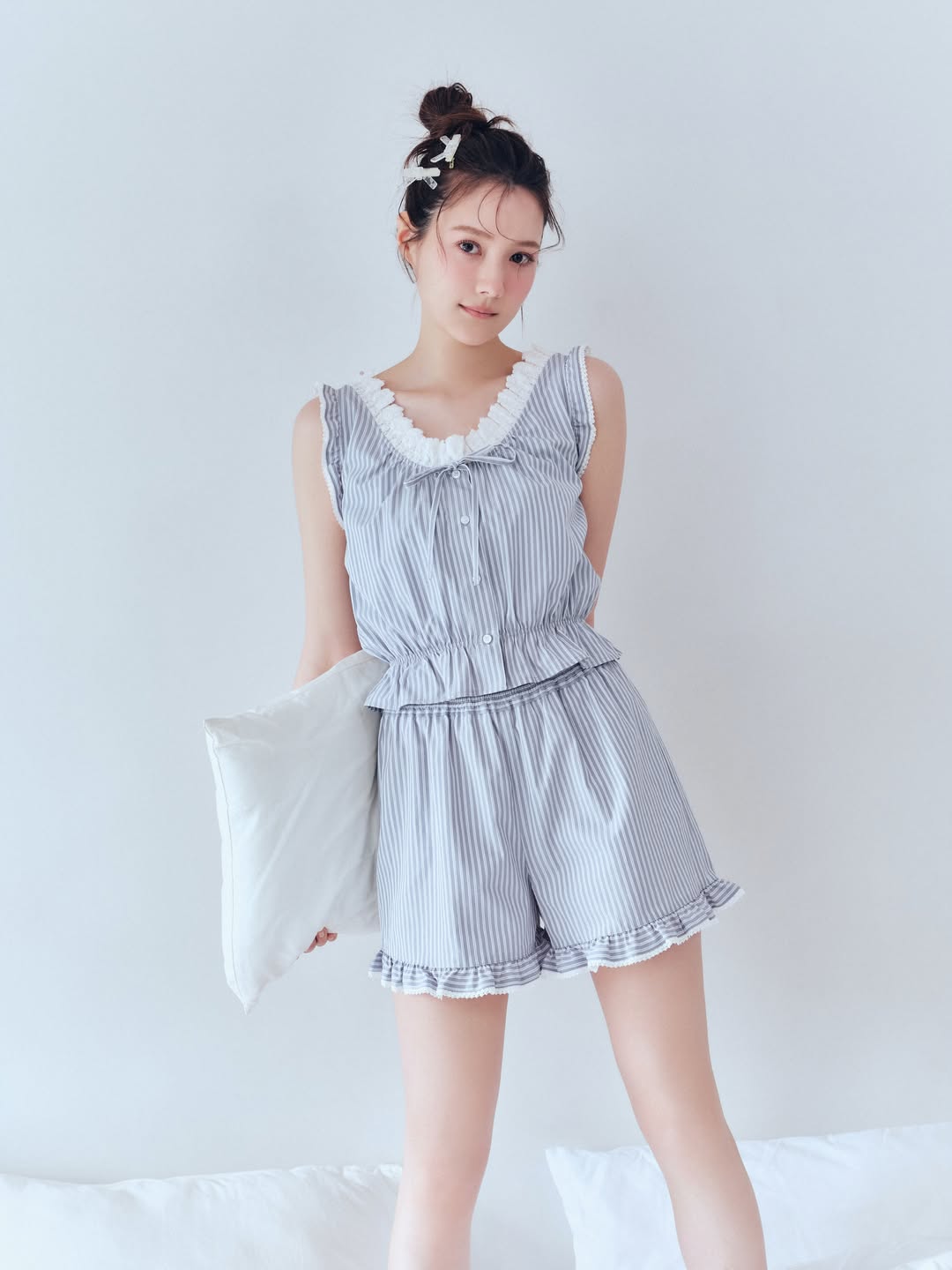tori_luna0310灰白条纹无袖套装白边装饰