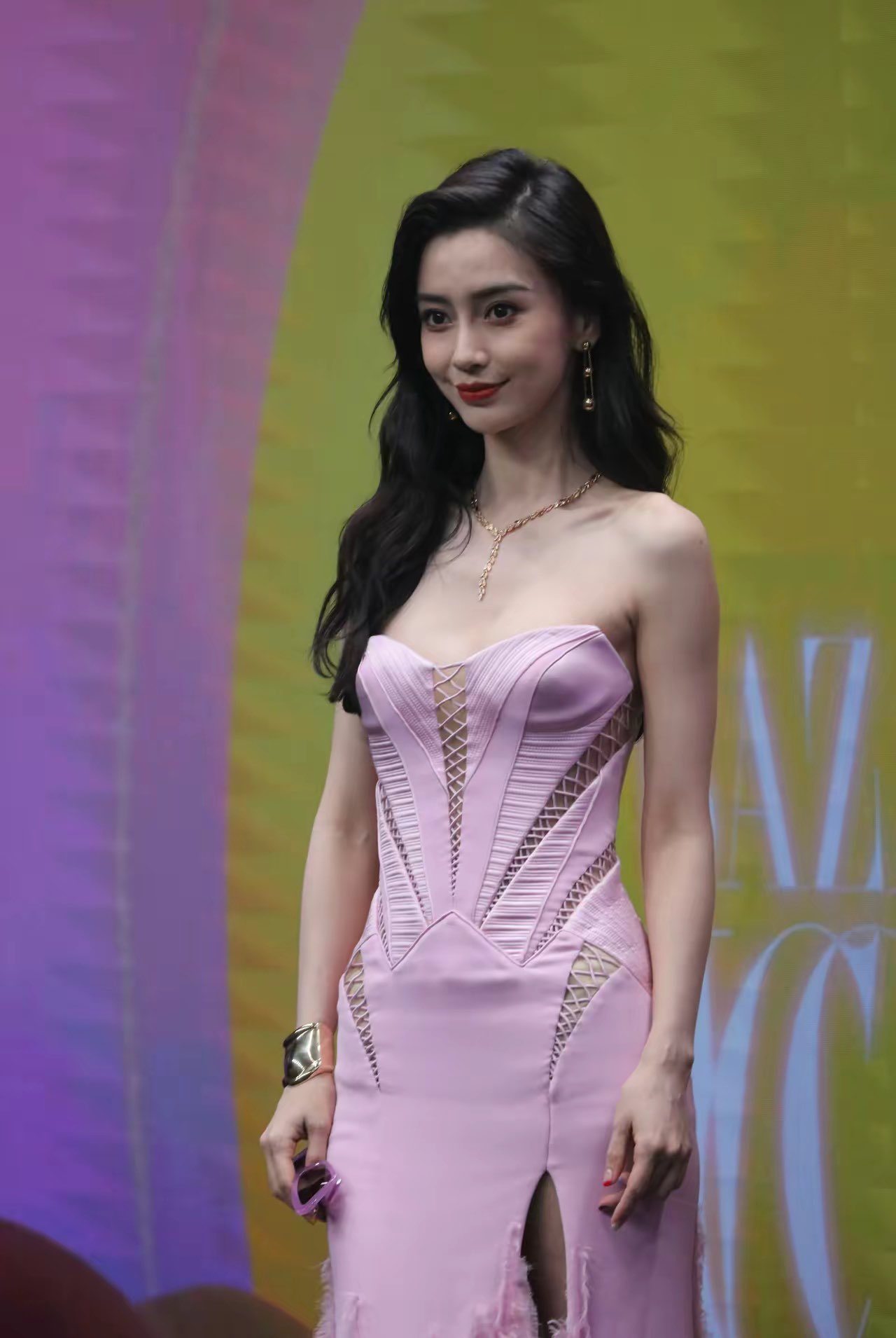 Angelababy香芋紫抹胸鱼尾长裙红毯造型