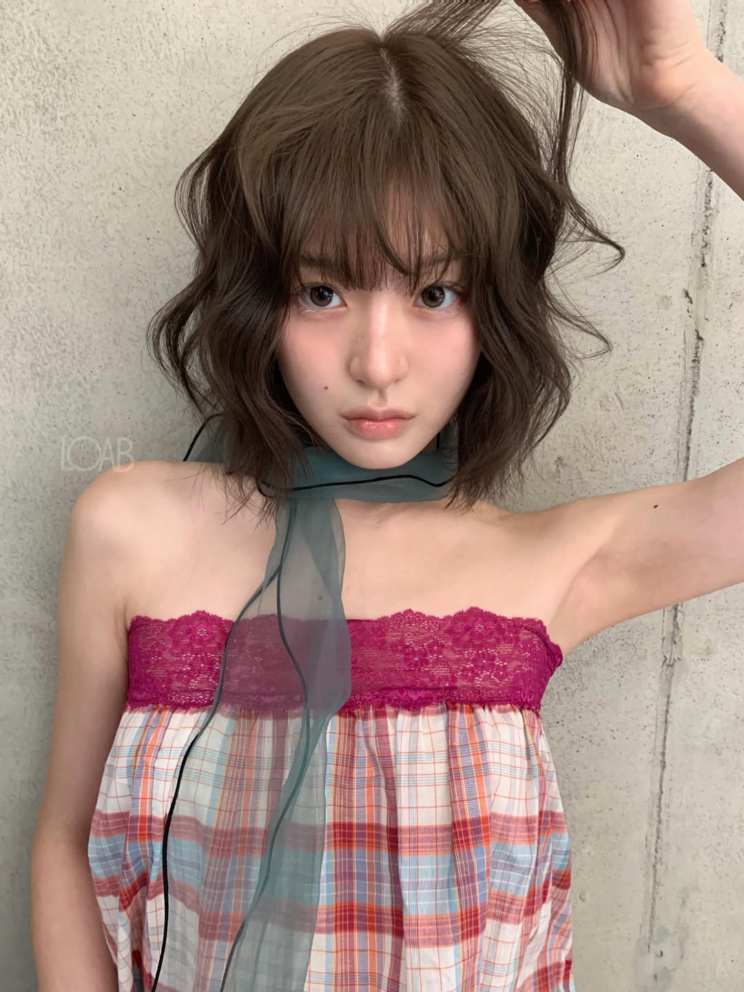 seeueny 玫红蕾丝格纹抹胸配灰绿丝巾，日系透明感少女风
