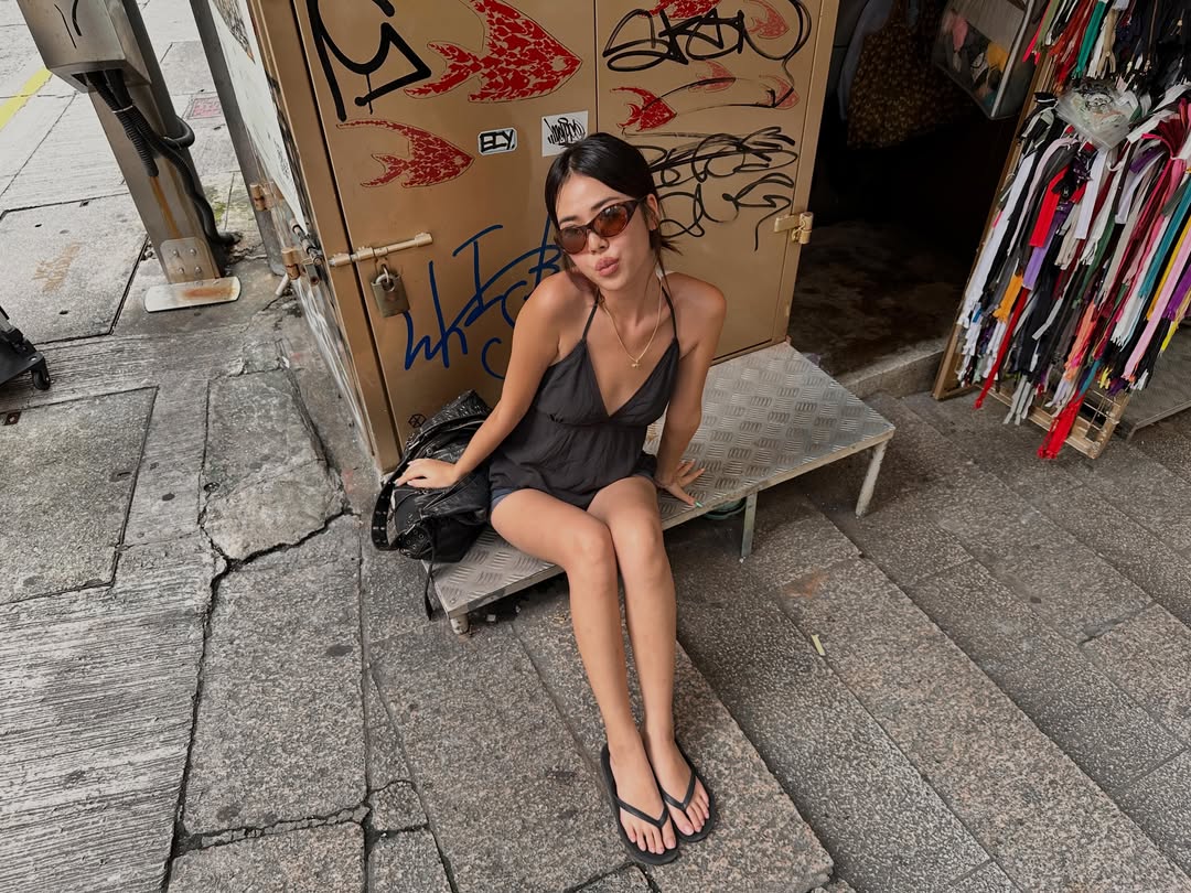 xinny_il黑色吊带迷你裙，都市街头极简风 #4