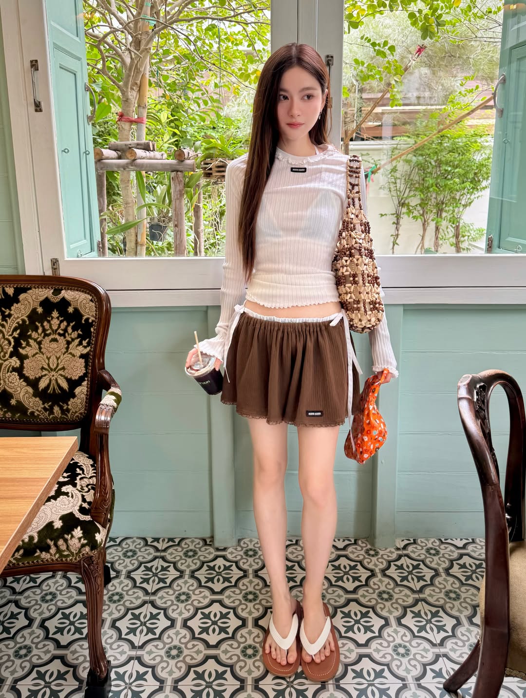 primiily 白色荷叶边上衣配粉色百褶裙，甜美少女学院风